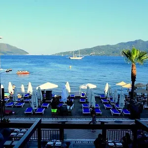 3* فندق La Beirut